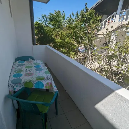 Maison d'hôtes цвета 3*