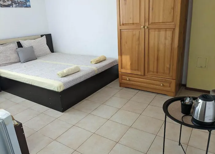 Къща за гости цвета